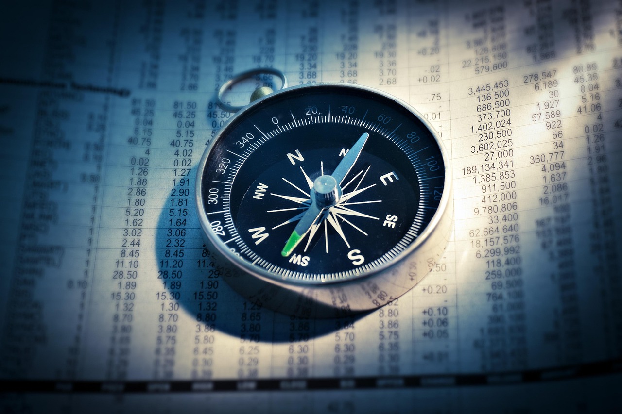 Ondernemer in gesprek met een financieel adviseur over vermogensbeheer